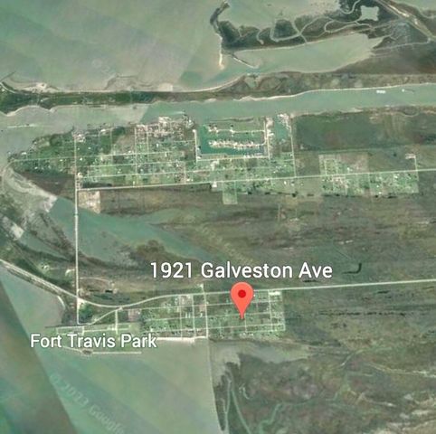 1921 Galveston Avenue, Port Bolivar, TX 77650