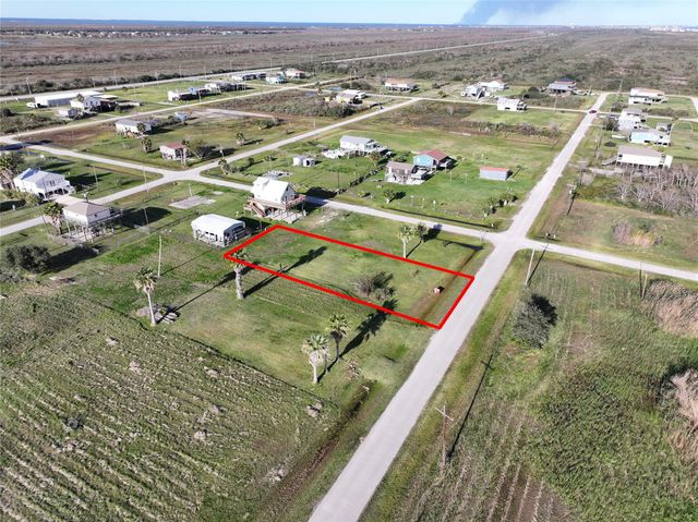 1921 Galveston Avenue, Port Bolivar, TX 77650