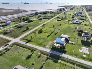 1921 Galveston Avenue, Port Bolivar, TX 77650