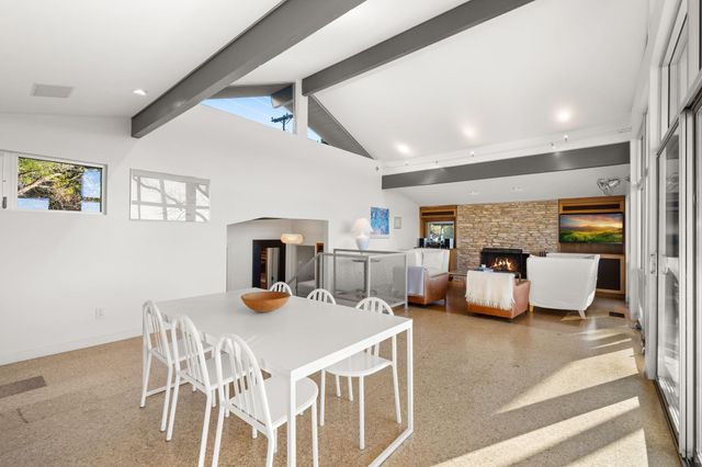 6404 Lakeshore DR, Lago Vista, TX 78645