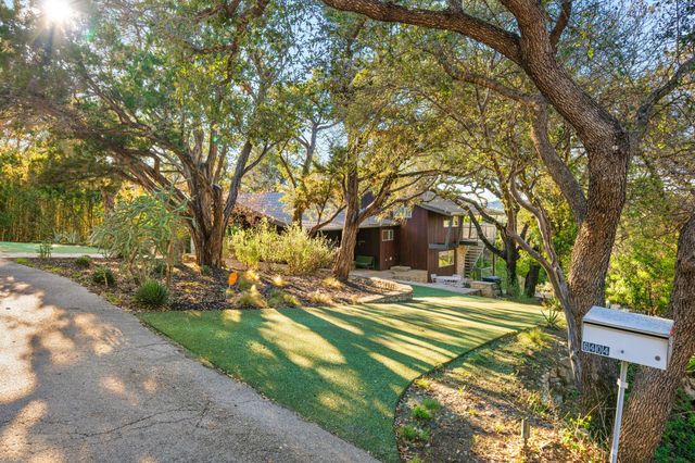 6404 Lakeshore DR, Lago Vista, TX 78645