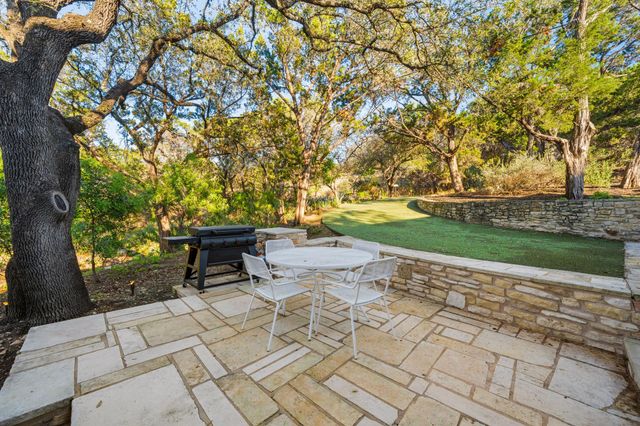 6404 Lakeshore DR, Lago Vista, TX 78645