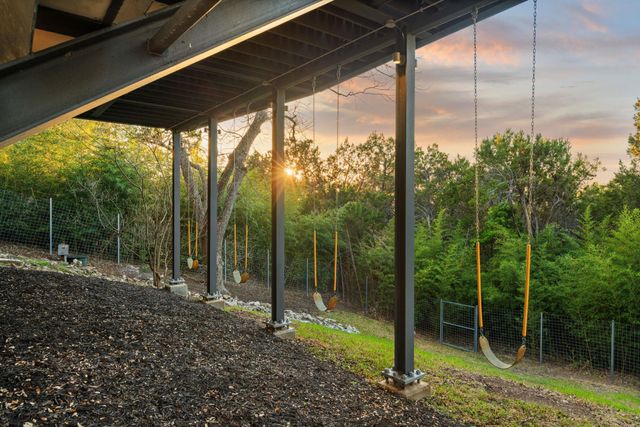 6404 Lakeshore DR, Lago Vista, TX 78645