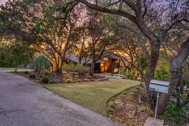 6404 Lakeshore DR, Lago Vista, TX 78645
