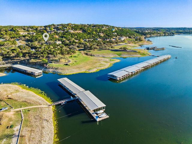 6404 Lakeshore DR, Lago Vista, TX 78645