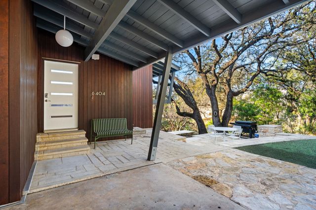 6404 Lakeshore DR, Lago Vista, TX 78645