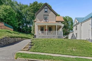 32 5th Street, Gloversville, NY 12078