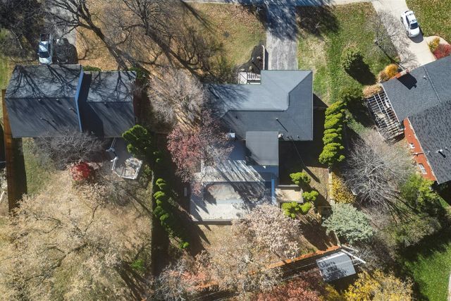 204 Parkview Drive, Bloomington, IL 61701