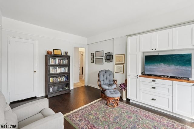 10 Crestmont Road, 1A 1A, Montclair Twp., NJ 07042