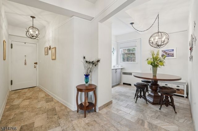 10 Crestmont Road, 1A 1A, Montclair Twp., NJ 07042