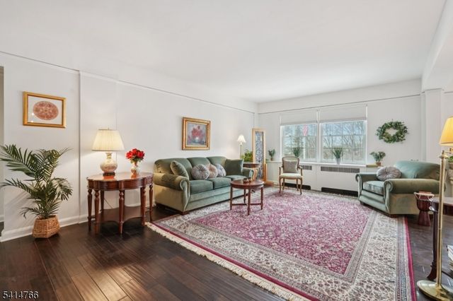 10 Crestmont Road, 1A 1A, Montclair Twp., NJ 07042