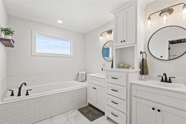 32265 W 165th Terrace, Gardner, KS 66030