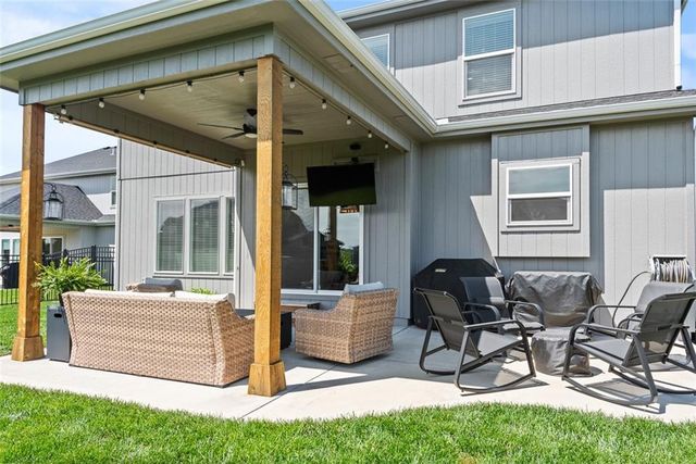 32265 W 165th Terrace, Gardner, KS 66030
