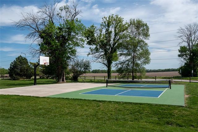32265 W 165th Terrace, Gardner, KS 66030