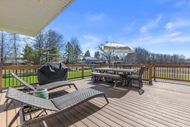 4922 Lathrop AVENUE, Mount Pleasant, WI 53403