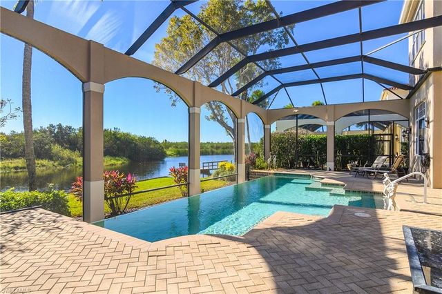 8593 Bellagio DR, Naples, FL 34114