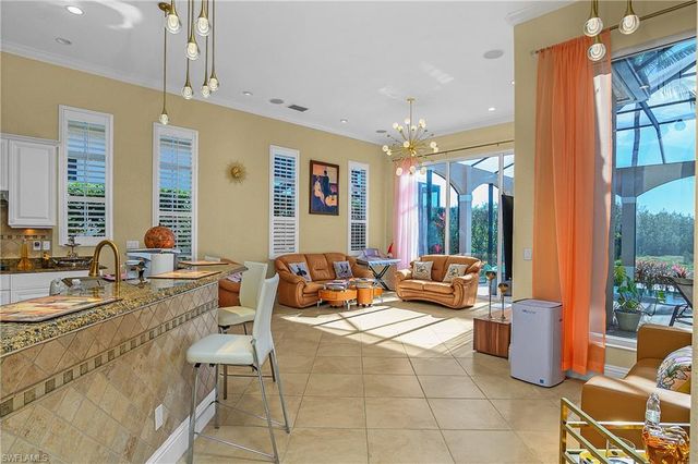 8593 Bellagio DR, Naples, FL 34114