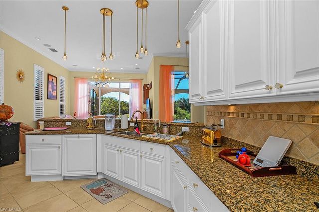 8593 Bellagio DR, Naples, FL 34114