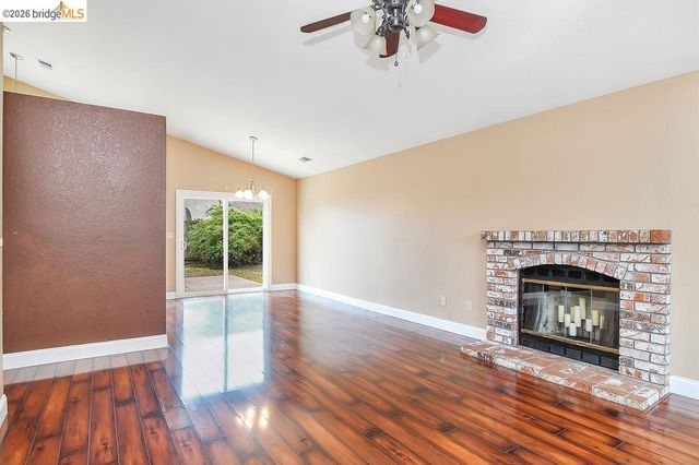 901 Weibel Circle, Oakley, CA 94561