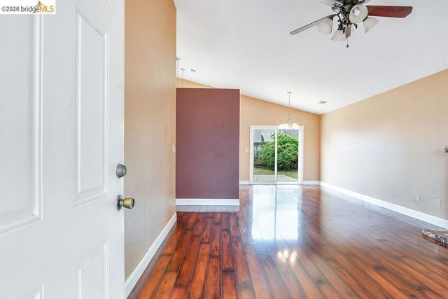 901 Weibel Circle, Oakley, CA 94561