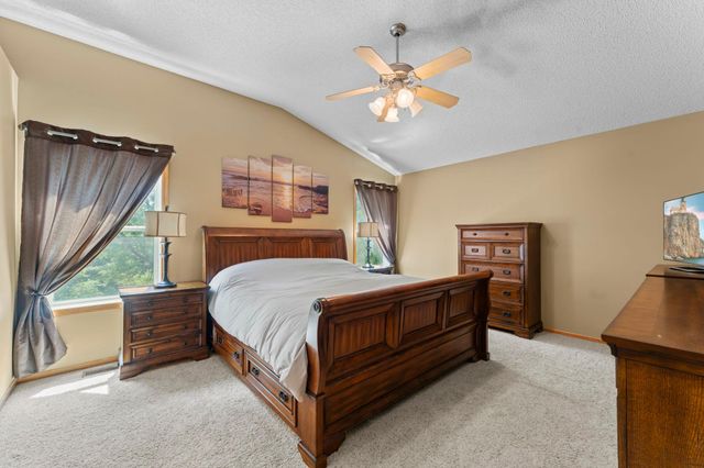 14068 Auburn Avenue, Rosemount, MN 55068