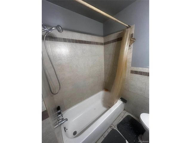 4286 S Acoma St, Englewood, CO 80110