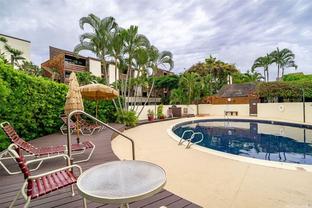 1015 Aoloa Place 437, Kailua, HI 96734