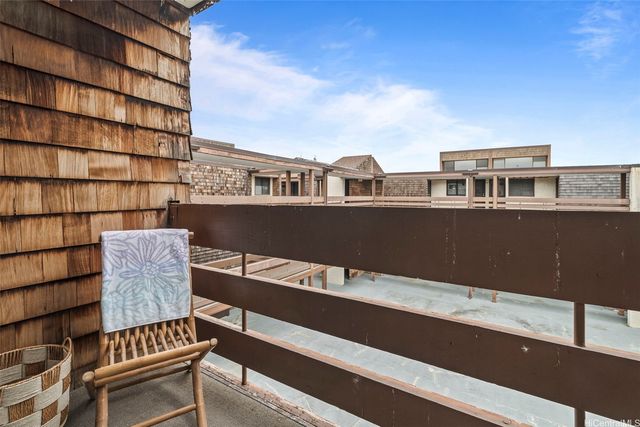 1015 Aoloa Place 437, Kailua, HI 96734