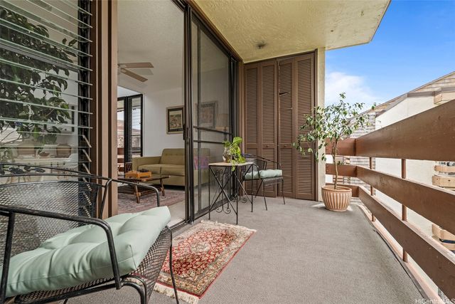 1015 Aoloa Place 437, Kailua, HI 96734