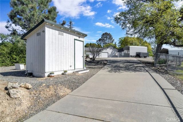 33867 Jennifer Court, Coarsegold, CA 93614