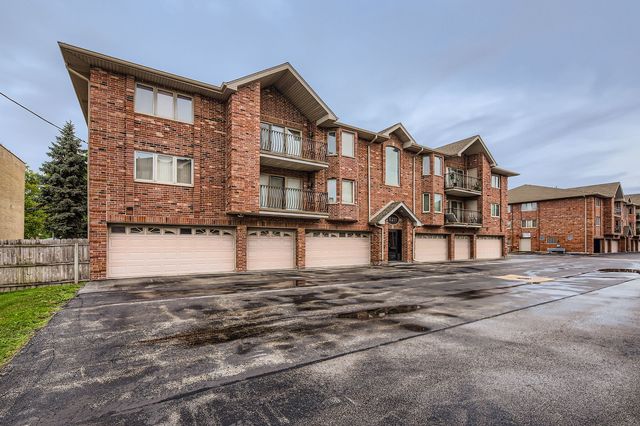 6211 W 94th Street 3SW, Oak Lawn, IL 60453