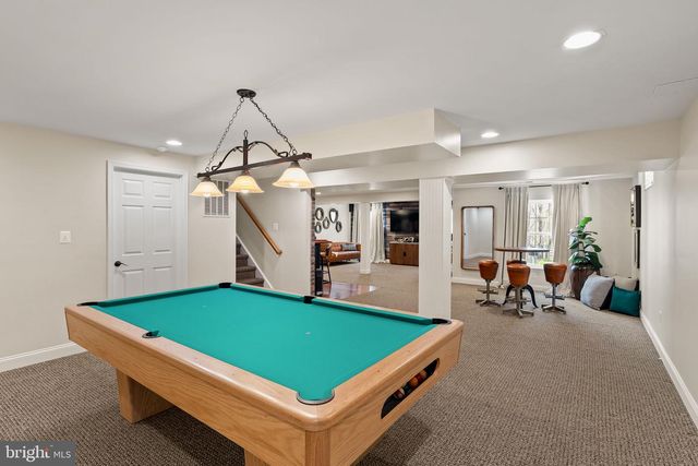 112 HILLSIDE LN, Mount Laurel, NJ 08054