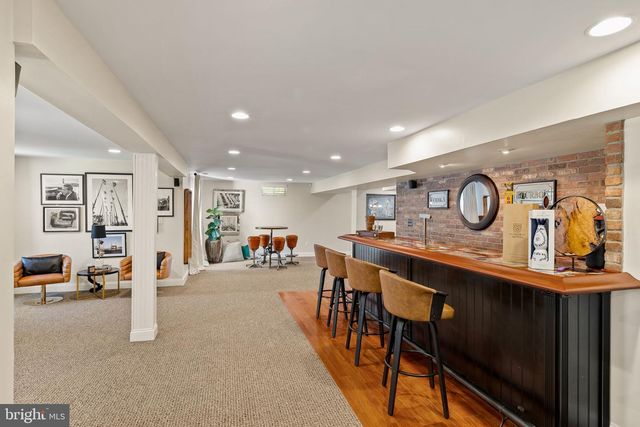 112 HILLSIDE LN, Mount Laurel, NJ 08054