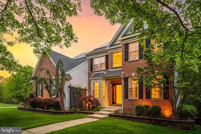 112 HILLSIDE LN, Mount Laurel, NJ 08054