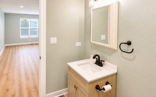 13802 Seeley Avenue, Blue Island, IL 60406