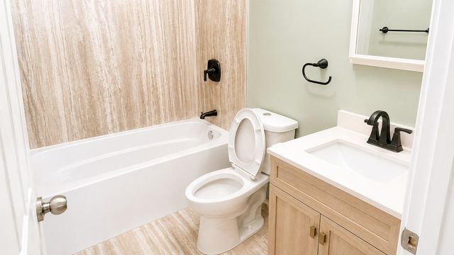 13802 Seeley Avenue, Blue Island, IL 60406