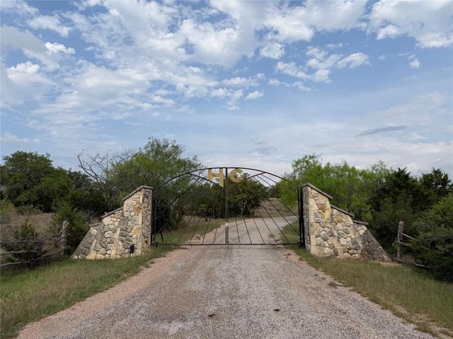 8219 Hammetts Crossing XING, Dripping Springs, TX 78663