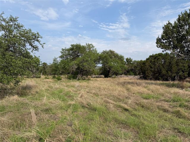 8219 Hammetts Crossing XING, Round Mountain, TX 78663
