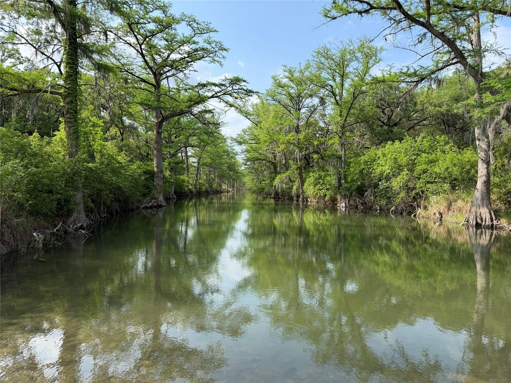 8219 Hammetts Crossing XING, Dripping Springs, TX 78663