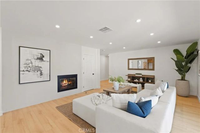 3339 E Jodee, West Covina, CA 91791