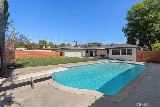 3339 E Jodee, West Covina, CA 91791