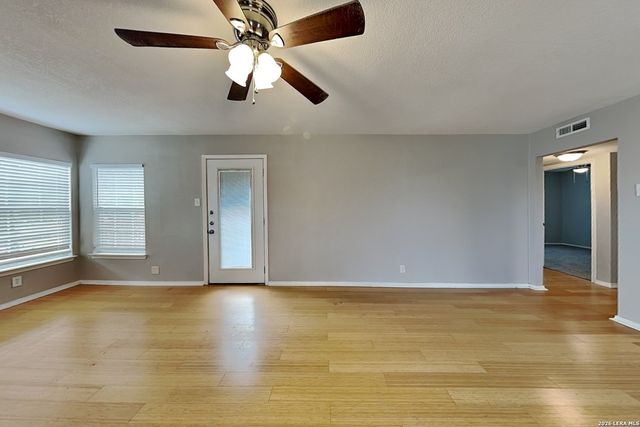 706 Olney Drive, San Antonio, TX 78209