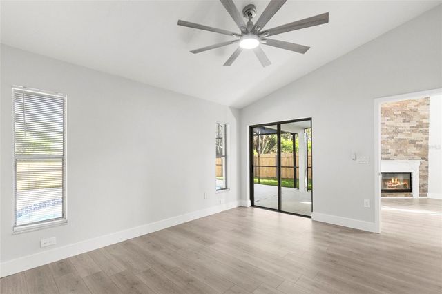 11651 SUNSHINE POND ROAD, Tampa, FL 33635