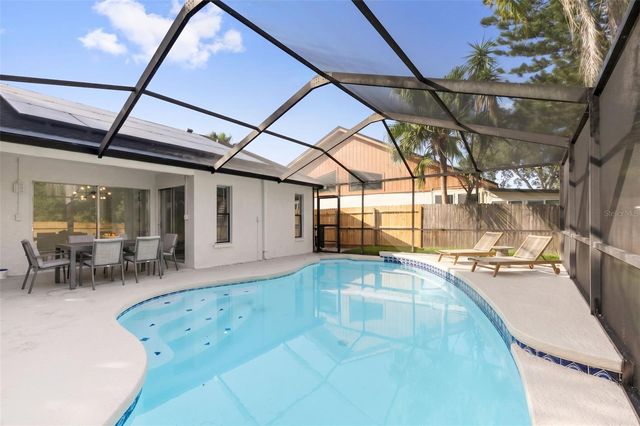 11651 SUNSHINE POND ROAD, Tampa, FL 33635