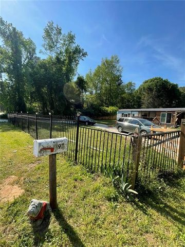 192 Swamp Guinea Road, Colbert, GA 30628