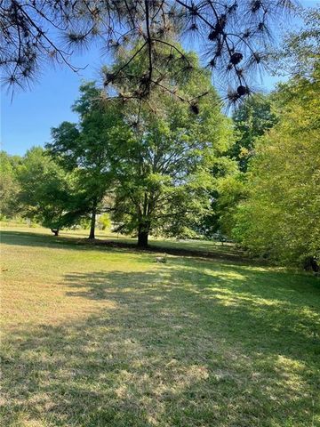192 Swamp Guinea Road, Colbert, GA 30628