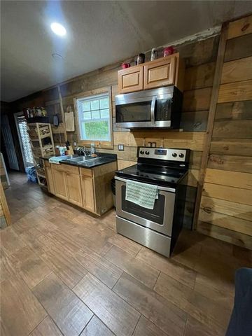 192 Swamp Guinea Road, Colbert, GA 30628