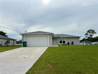 7018 Palpano CIR, Labelle, FL 33935