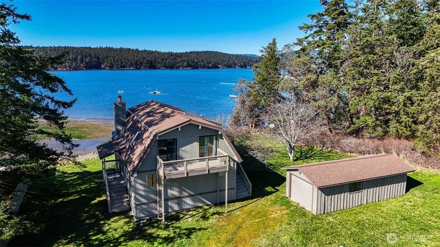 239 Shoreland Drive, Lopez Island, WA 98261