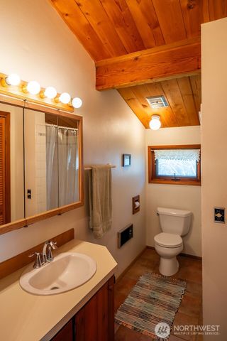 239 Shoreland Drive, Lopez Island, WA 98261
